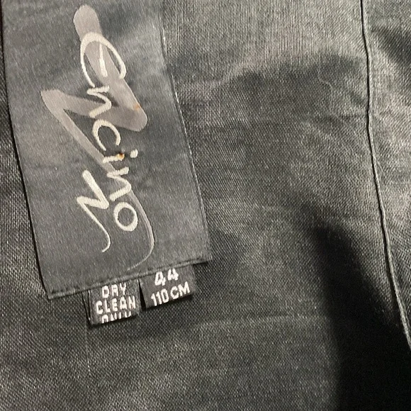 Like New linen men’s tunic. Purchased in India. P2P 23.5 inches. Sz Large - Picture 5 of 6